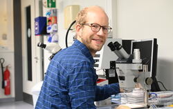 Dr. Peter Jones leitet die Gruppe Biomedizinische Mikro- und Nanotechnik am NMI, die für zahlreiche medizinische Erkenntnisse di