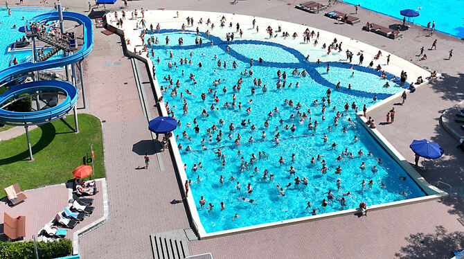 Reutlinger Freibad Auch am Wellenbecken des Reutlinger Freibades wurde der jetzt verurteilte junge Mann sexuell übergriffig.