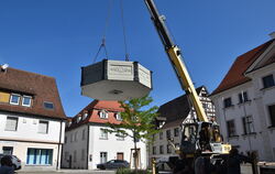Da kommt er wieder, der historische Brunnen.