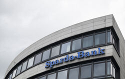 Die Sparda-BW wechselt ihr IT-System. Nach einigen Startproblemen läuft es wieder, teilt die Genossenschaftsbank mit.