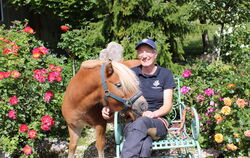 Ein Herz und eine Seele: Petra Höss und Pony Hans.
