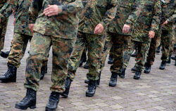 Über Bundeswehr-Soldaten in der Ukraine wird derzeit debattiert.