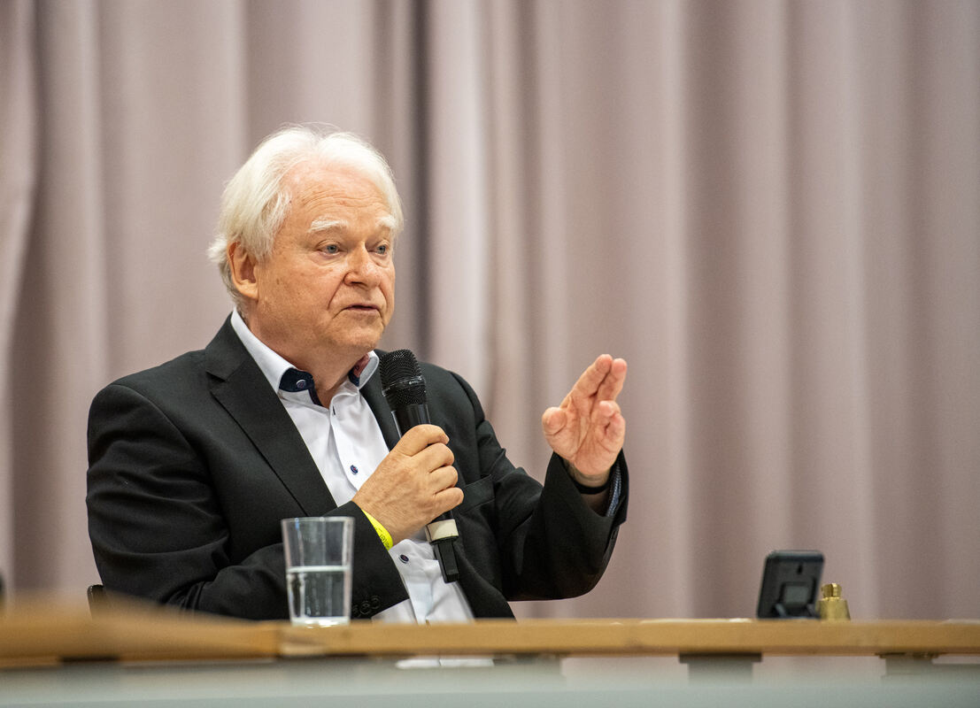 Palmer_Frohnmeier_TÜ_05_09_2025_Schanz_015