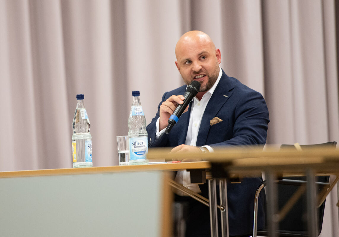 Palmer_Frohnmeier_TÜ_05_09_2025_Schanz_025