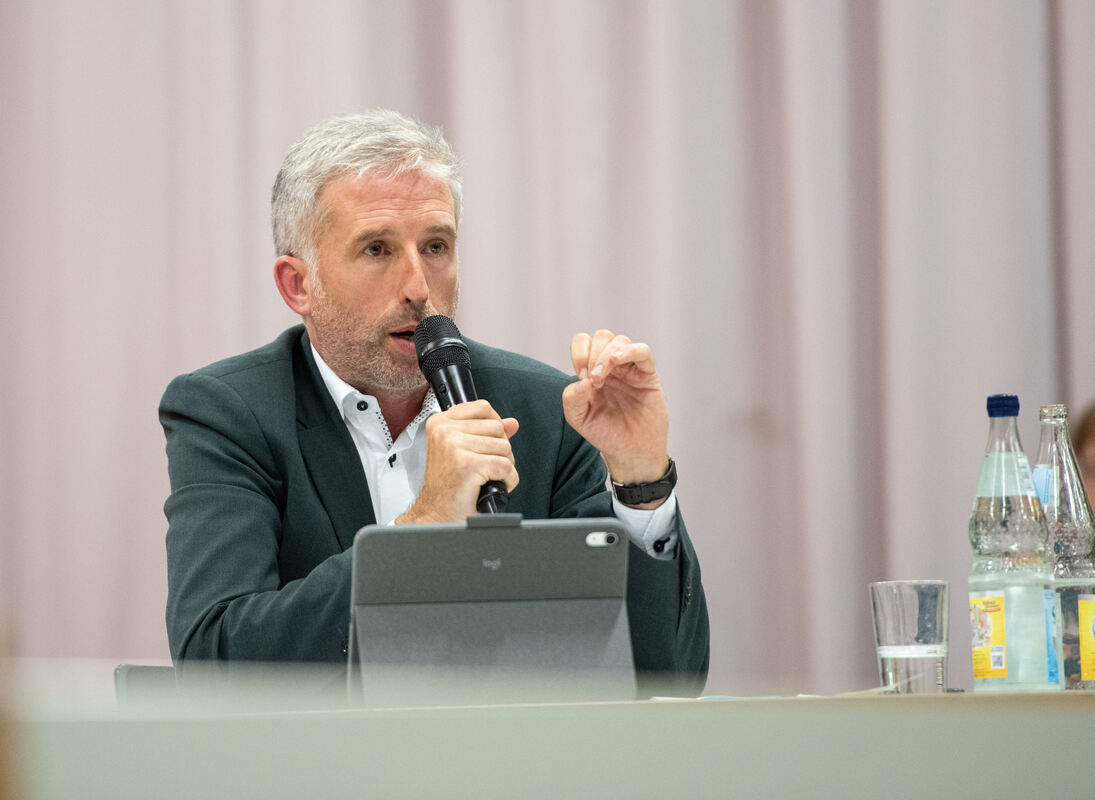 Palmer_Frohnmeier_TÜ_05_09_2025_Schanz_043