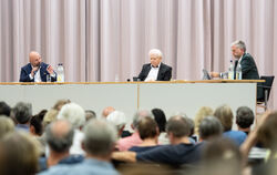 Palmer und Frohnmaier auf dem Podium. 