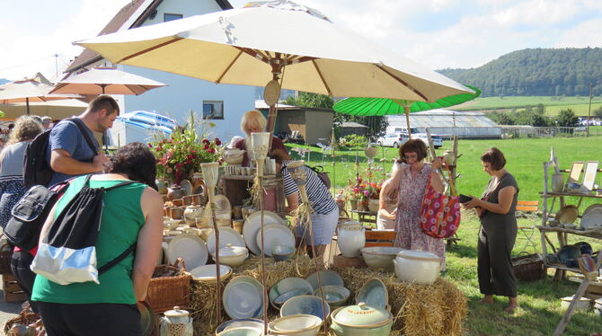 Praktisches für den Haushalt, Stilvolles und Dekoratives können Interessierte am Wochenende wieder auf dem Kunsthandwerker- und Praktisches für den Haushalt, Stilvolles und Dekoratives können Interessierte am Wochenende wieder auf dem Kunsthandwerker- und