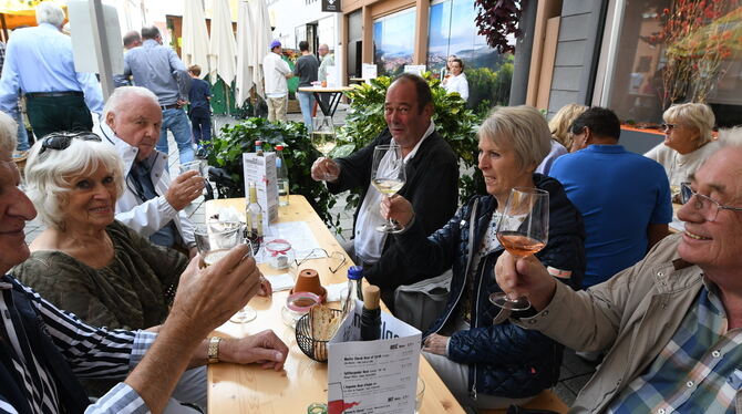 Reutlinger Weindorf Reutlinger Herbst Nochmal ein Prosit auf das zu Ende gehende Weindorf.