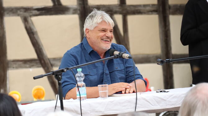 Zum wiederholten Mal beim Tübinger Bücherfest dabei: der Schriftsteller Raoul Schrott.