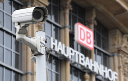 Sieht es am Reutlinger Bahnhof bald so aus, wie in Frankfurt? Wenn es nach Oberbürgermeister Thomas Keck geht, bekäme der Bereic