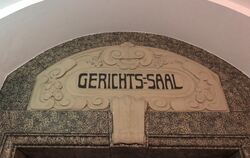 Eingang zum Sitzungssaal 1 des Reutlinger Amtsgerichts in der Gartenstraße. Dort wurde am Freitag die Frage, ob in einem Hotel i