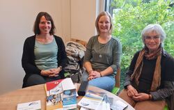 Susanne Haid, Vera Ebe und Martha Wahl (von links) bieten  Menschen, die jemanden durch Suizid verloren haben, Unterstützung in 