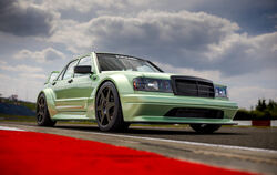 Kann auch E-Fuel tanken: Der HWA EVO.