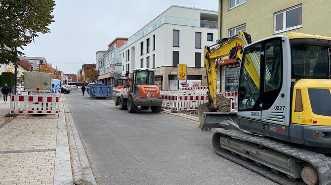 Die Innenstadt im Blick: Während in der Bahnhofstraße bereits am dritten Sanierungsabschnitt gebaut wird, hat die Stadt zwei Imm Die Innenstadt im Blick: Während in der Bahnhofstraße bereits am dritten Sanierungsabschnitt gebaut wird, hat die Stadt zwei Imm