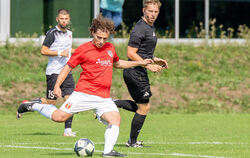 Ein feiner Techniker: TSG Tübingens Constantin Zeyer (links).