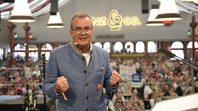 Fritz Engelhardt Leidenschaftlicher Kämpfer für seine Branche: Fritz Engelhardt spricht beim DEHOGA-Frühlingsfest auf dem Cannstatter Wasen.