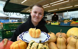 Früh übt sich, was später mal ein Agrar-Ingenieur werden will: Hannes Frech (14) kennt sich mit Kürbissen aus. Auf dem Reutlinge