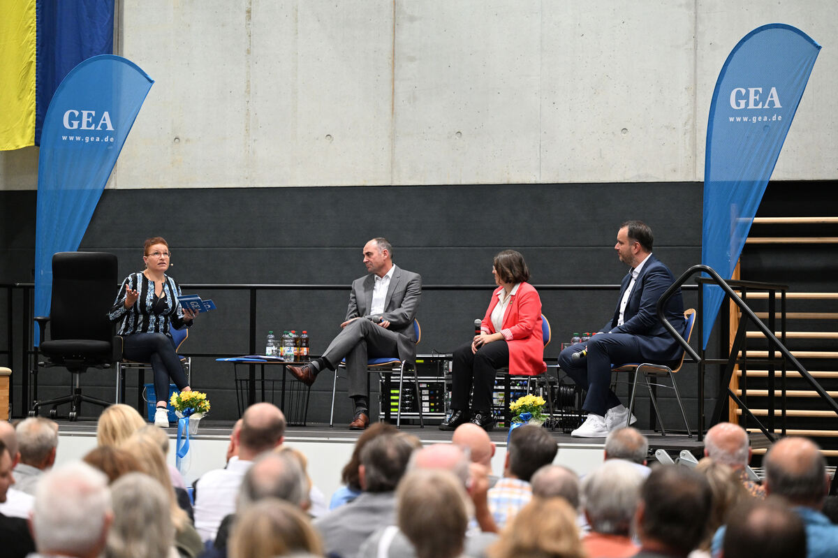 gea_wahlpodium_sonnenbuehl_pieth_online_28