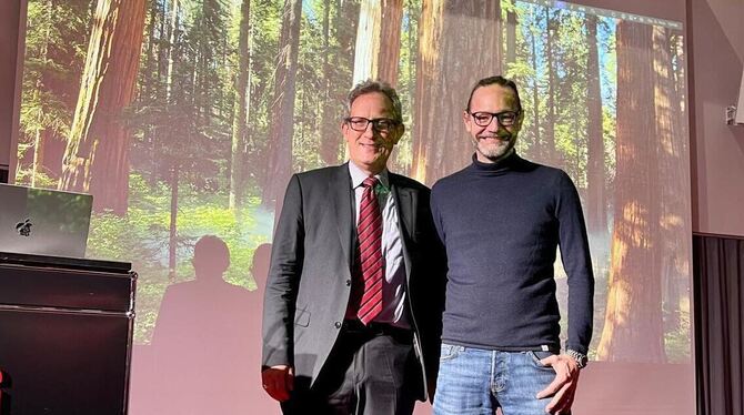 Ksk Vorträge Die beiden Vortragsredner der Veranstaltung in der Kreissparkasse Reutlingen: Prof. Philipp von Carlowitz (links, ESB Business S