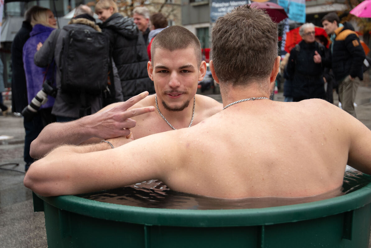 Eisbaden_09_11_2025_Schanz_029