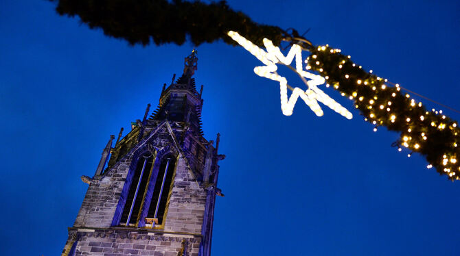 Weihnachtsmarkt Reutlingen In der Reutlinger Altstadt kann man den Weihnachtsmarkt ab 26. November besuchen.