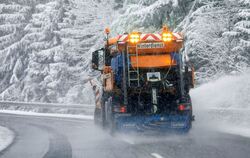 Die Kommunalen Servicebetriebe kümmern sich ums Streuen.  FOTO: MÄRZ/DPA