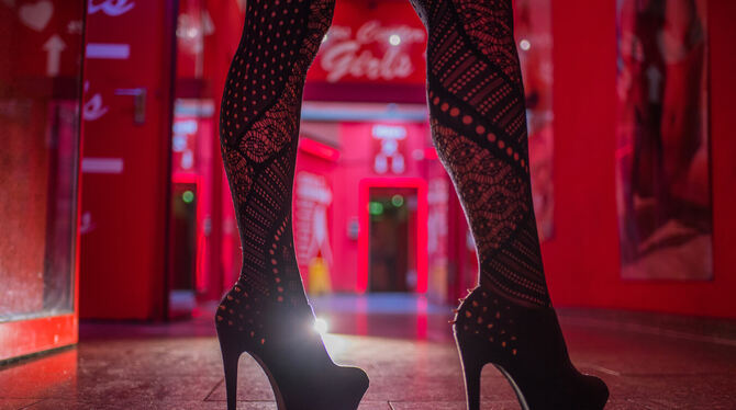 Kriminalität, Prozesse Prostitution ist in Deutschland legal. Doch immer mehr Stimmen fordern ein Sexkaufverbot nach dem Nordischen Modell.