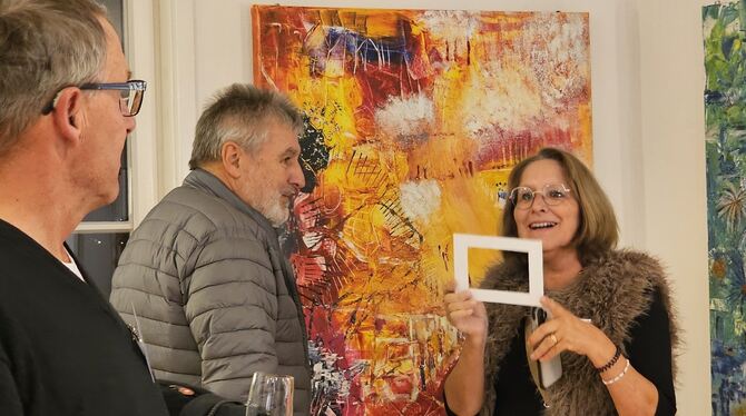 Ausstellung Farbenfroh: Die Jahresausstellung der Kreativen im Gomaringer Schloss