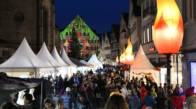 Schokomarkt chocolart Stimmungsvoll: Zur Chocolart kommen besonders viele Besucher in die Altstadt.