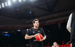 Mahir Agva beim Training der deutschen Basketball-Nationalmannschaft in Ulm vor dem Länderspiel gegen Israel.