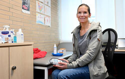 Seit einem starken Jahr bringt sich Sabine Schwaigerer als Schulgesundheitsfachkraft in den Bildungsalltag an der Eduard-Sprange