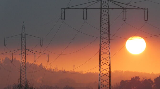 Metzingen GR Stadtwerke HH Die Metzinger Stadtwerke geben im kommenden Jahr nicht nur viel Geld für das geplante Ganzjahresbad aus, sondern stecken auch 5,