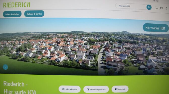 Riederich Homepage neu Modern und selbstbewusst präsentiert sich Riederich auf der neuen Homepage. Oben links ist das neue Logo zu sehen.