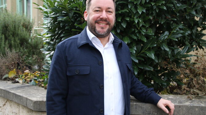 Dettingen Bürgermeisterwahl Felix Schiffner Felix Schiffner möchte Bürgermeister in Dettingen und damit Nachfolger von Michael Hillert werden.