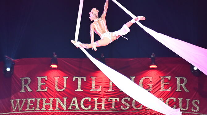 Der Weihnachtscircus gastiert noch bis zum 6. Januar 2026 an der Kreuzeiche