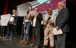 Beim Alternativen Neujahrsempfang präsentierten sich insgesamt 32 Gruppierungen, darunter auch BAFF prominent auf der Bühne.