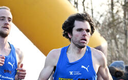 Lorenz Baum verbessert den Streckenrekord in Pliezhausen um über eine Minute.